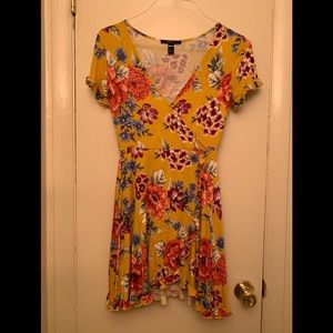 (Mes) Forever 21 floral wrap dress